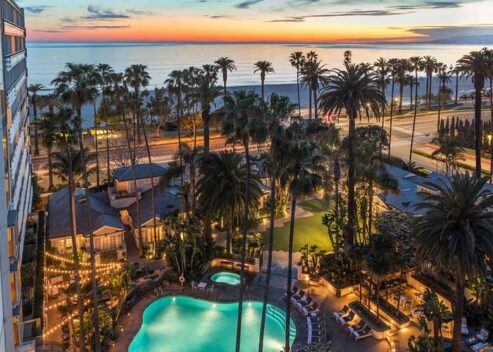 fairmont-miramar-hotel pool